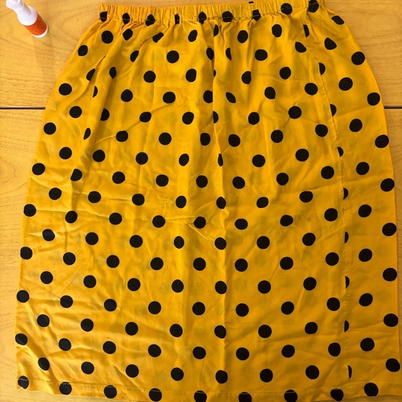vintage polka dot yellow skirt , waist stretch *handmade* looking for best offer - Picture 1 of 6